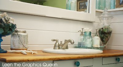 beach cottage bathroom