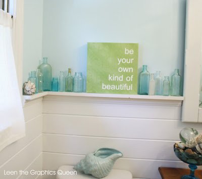beach cottage bathroom